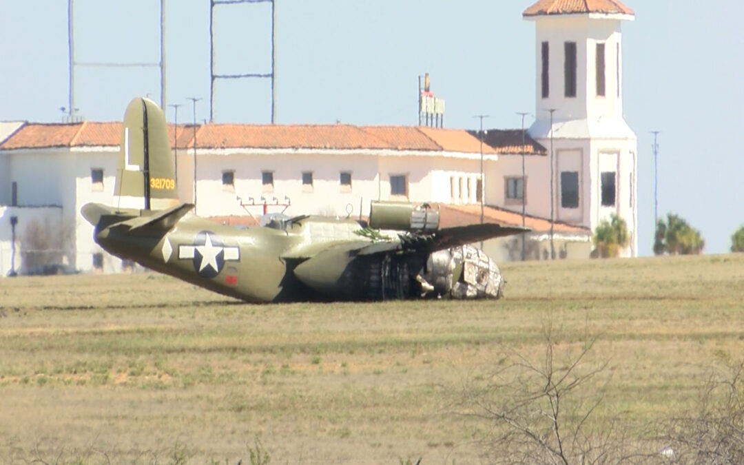 Accidente Aéreo en Laredo: Piloto de 71 años tuvo que realizar un aterrizaje de emergencia después de experimentar un problema con el motor