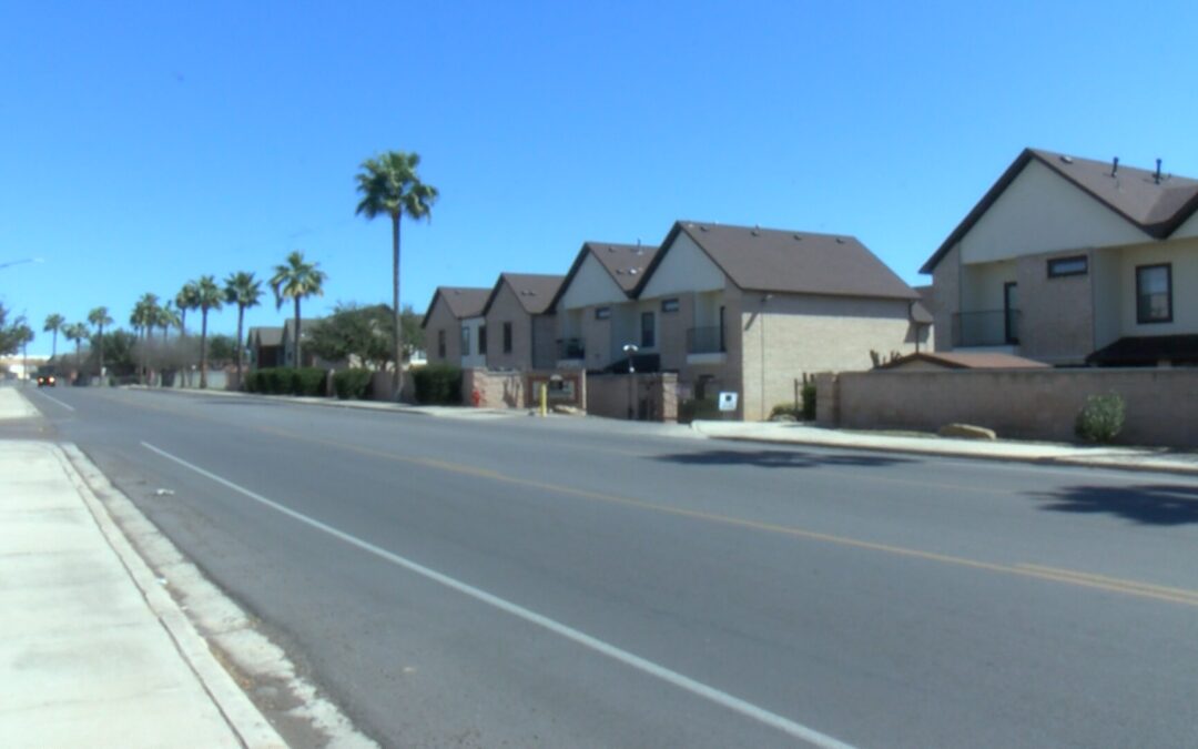 “Oficial de Policía de Laredo Enfrenta Cargos por Daños a la Propiedad”