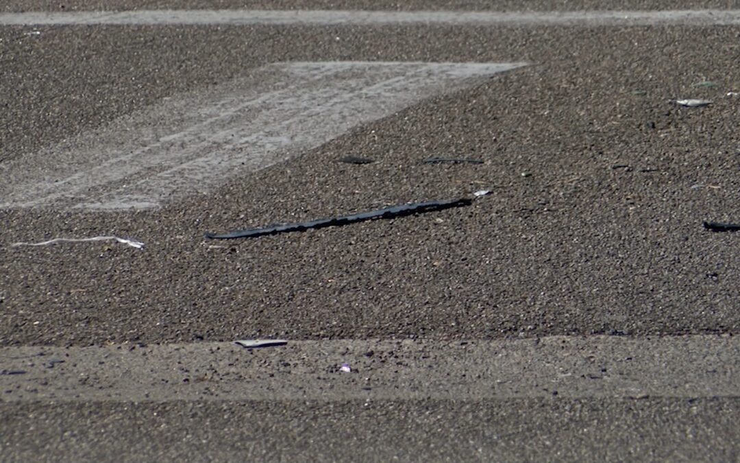 Conductora de 21 Años Impacta a Oficial de UISD en Motocicleta