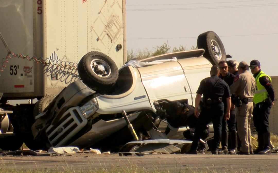 Tragedia en Laredo: Muere Conductor de Ford Excursion Tras Impacto con Camiones