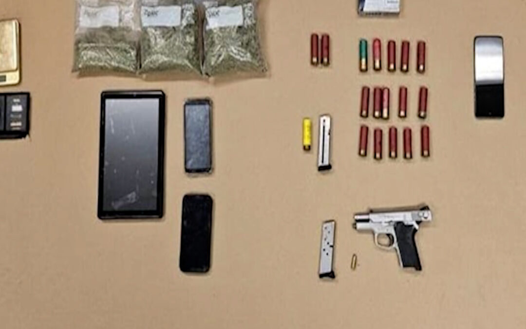 Armas, arrestos y un cateo en Laredo revela red de droga