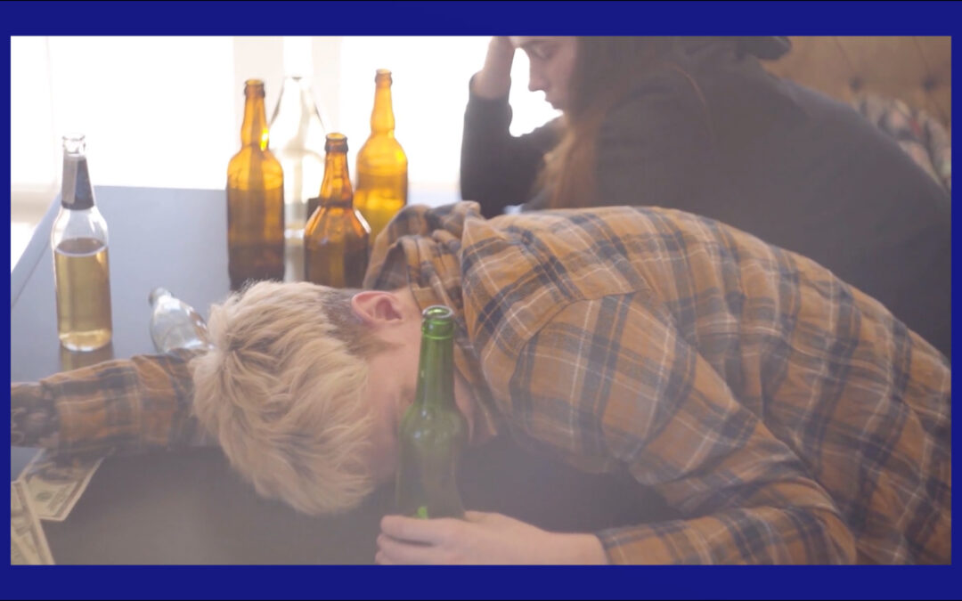 Alcohol a temprana edad aumenta riesgo de drogas en jóvenes, revela encuesta