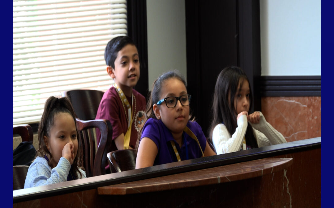 3 Lecciones Poderosas de un Juicio Simulado que Cautivó a Estudiantes