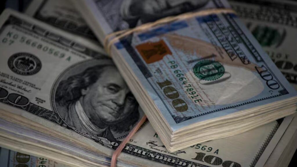 Dólar Hoy: Tipo de Cambio el 30 de diciembre y la Caída del Peso Mexicano