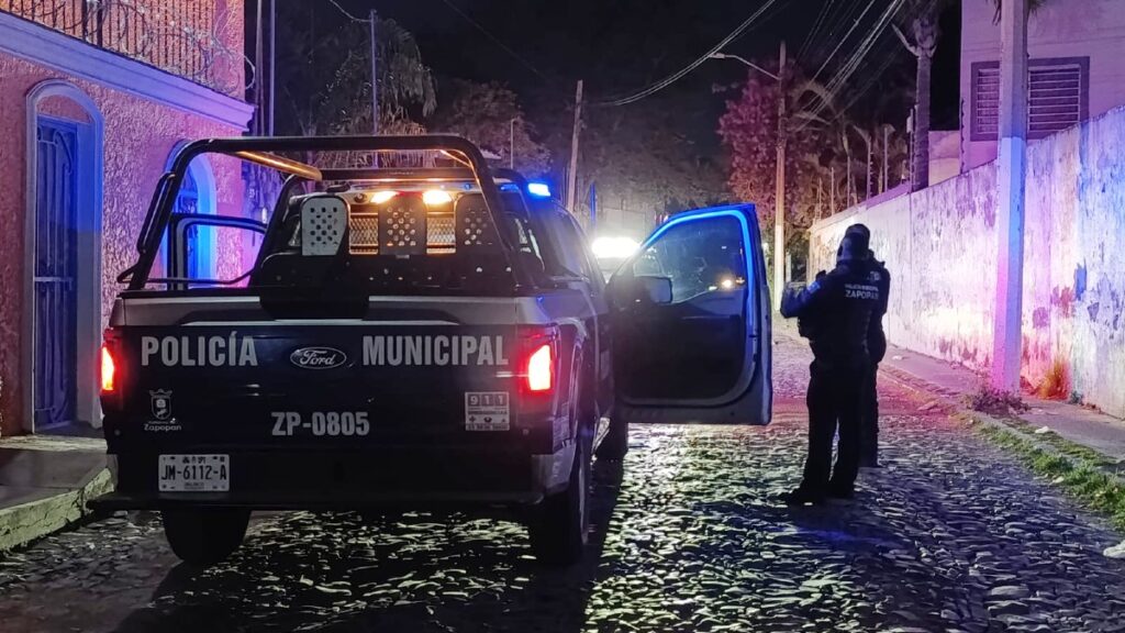 Sujeto Rescatado en Chapala Tras Gritos de Ayuda; Investigación Abierta en Zapopan