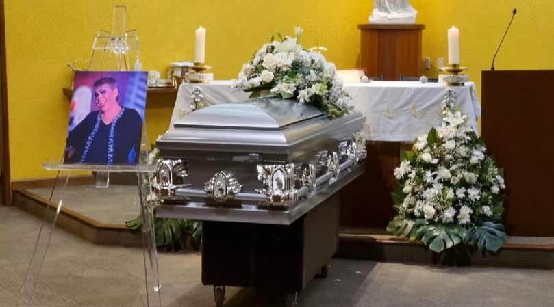Despedida emotiva en Laredo: La misa en memoria de Betty Garay, actriz y cantante regia