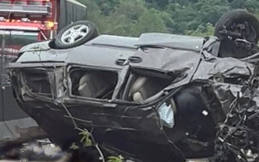 Tragedia en la México-Tuxpan: Familia Poblanse muere tras chocar con un alud