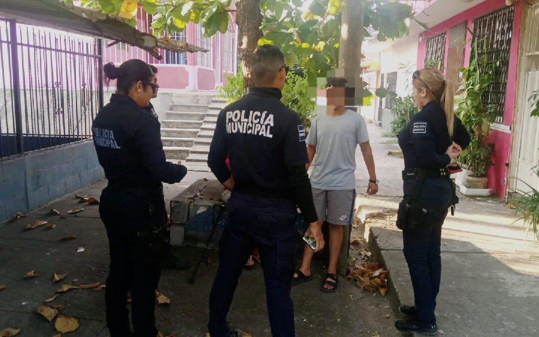 Rescate Exitoso: Policía Municipal Localiza a Mujer de 68 Años y su Nieto Víctimas de Secuestro Virtual en Michoacán