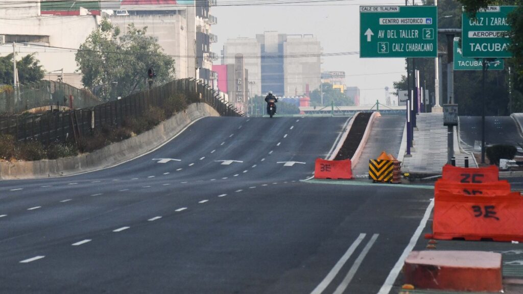 Hoy No Circula en CdMx y Edomex: Autos que Descansan el 1 de Enero de 2026