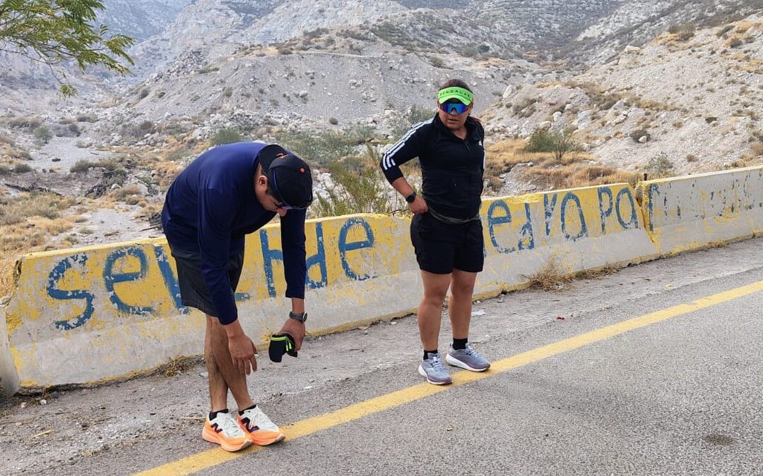 ¡Empieza el Año Corriendo! Pareja Lagunera Se Prepara para el Maratón Lala