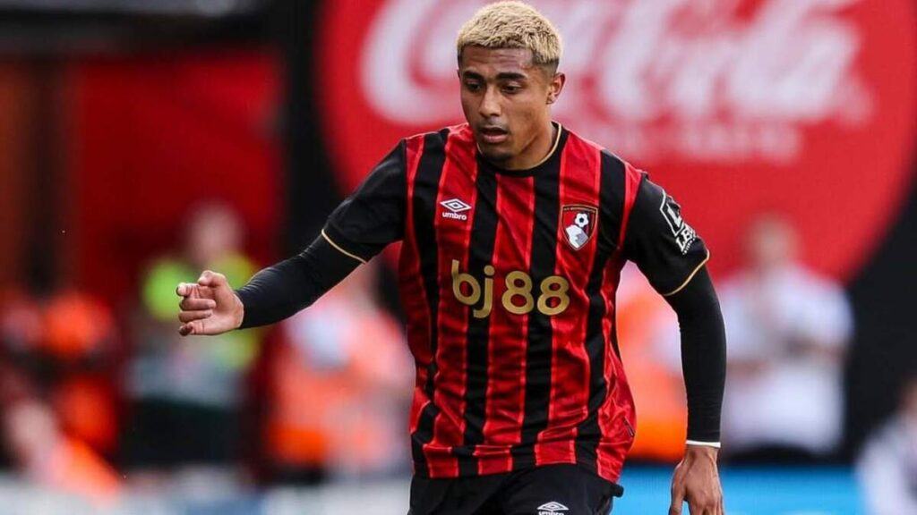 Julián Araujo: Cierra su Traspaso del Bournemouth al Celtic en Escocia