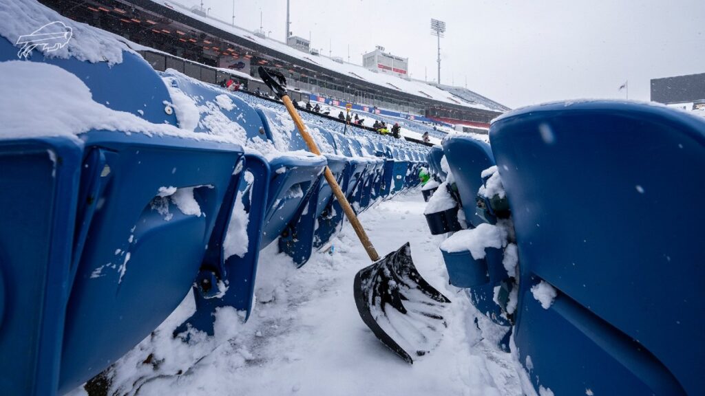 Invitan los Bills a sus Aficionados a Retirar Nieve del Highmark Stadium: Conoce los Beneficios