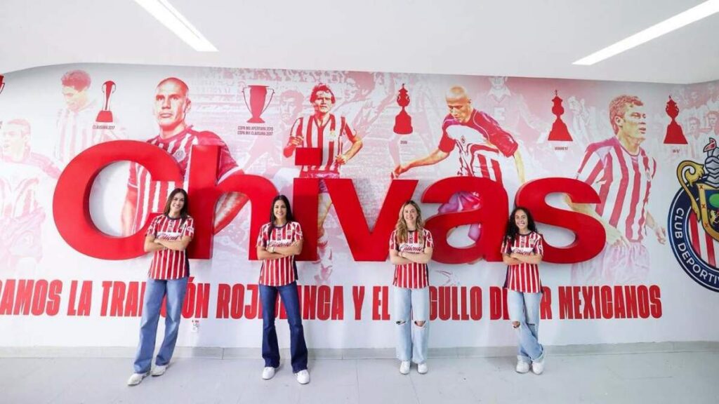 Chivas Femenil presenta refuerzos con la vista en el título del Clausura 2026