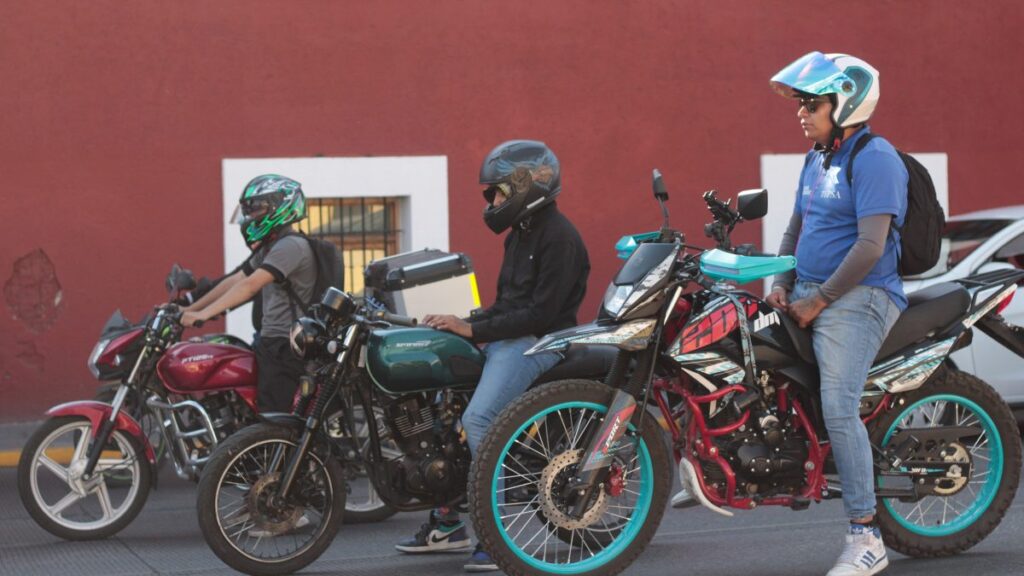 Descuentos en Placas: Actualiza tu Moto en Puebla con Hasta el 100% de Ahorro