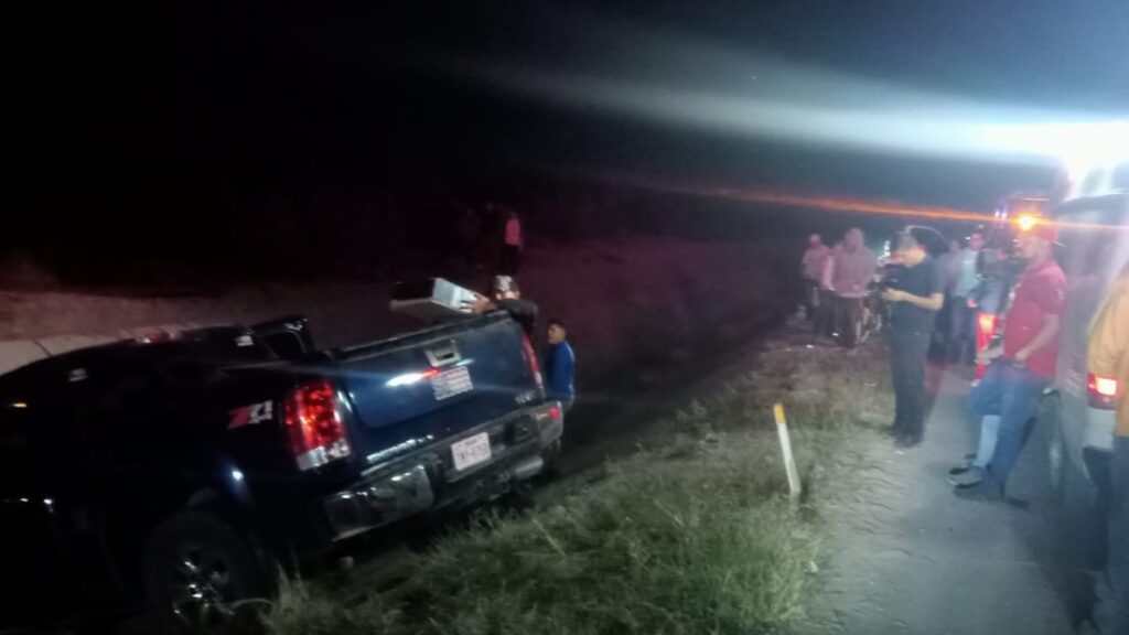 Accidente de tráfico en Laredo: Conductor pierde el control y cae a canal de riego en San Pedro
