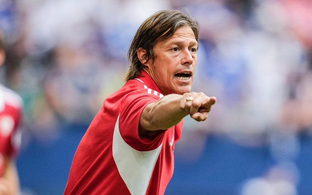 Matías Almeyda en la cuerda floja tras la goleada del Sevilla FC ante un rival del descenso