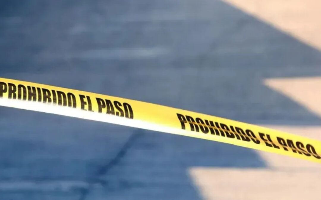 Trágica volcadura en el Eje Metropolitano cobra la vida de una mujer en León