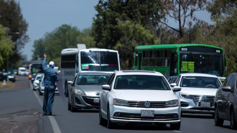 Hoy No Circula en CdMx y Edomex: Descubre qué Autos Descansan el 6 de Enero 2025