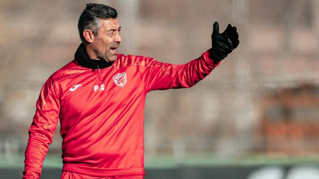 Efraín Juárez y la Crisis del FC Juárez: Pedro Caixinha Aclara la Controversia con Pumas