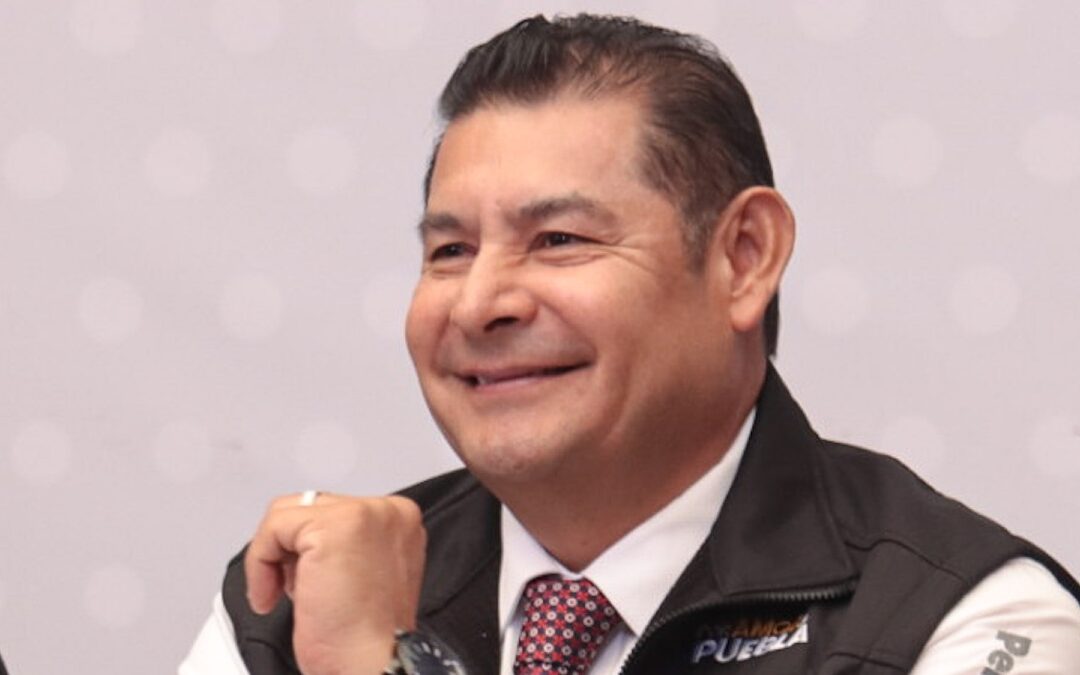 Armenta Exige a Alcaldes del Triángulo Rojo Actuar Contra Deshuesaderos de Vehículos