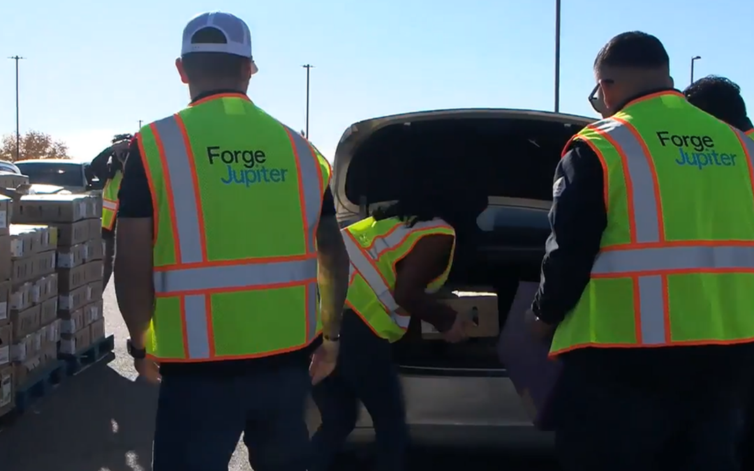 Sunland Park Recibe Ayuda Alimentaria: $50,000 Donación a Casa de Peregrinos