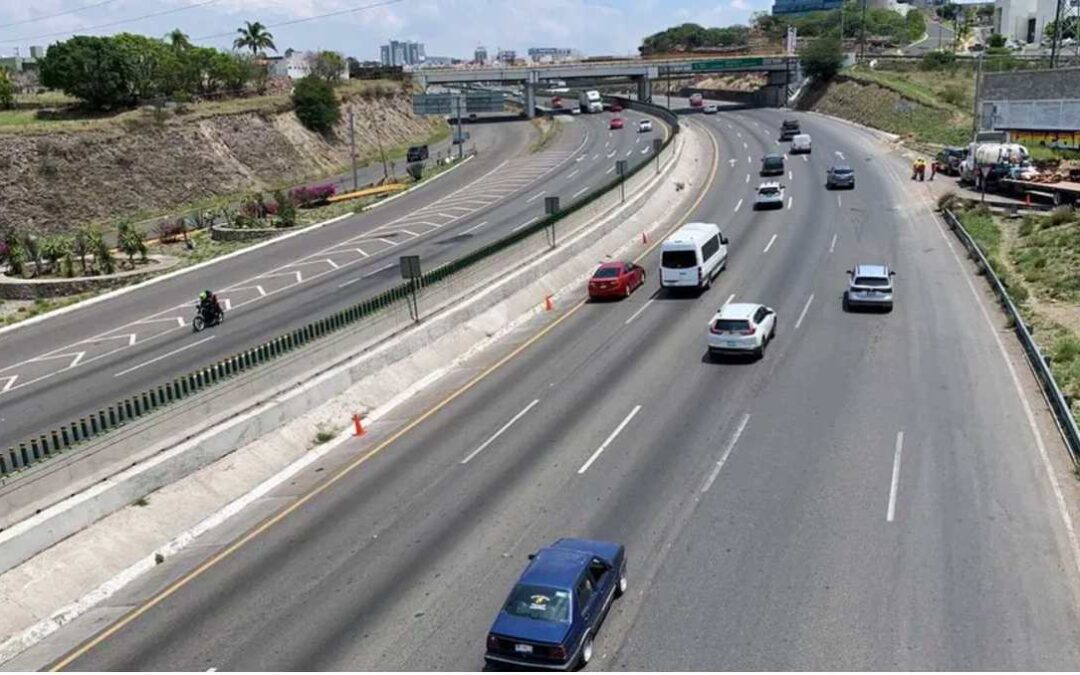 Actualizaciones de la Autopista México-Querétaro: Noticias en Vivo sobre Choques y Cierres