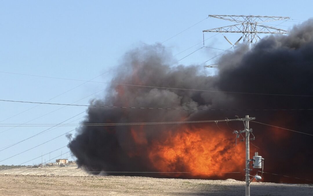 Incendio Pemex en Rosarito: Explosión Provoca Evacuaciones y Pánico en la Comunidad
