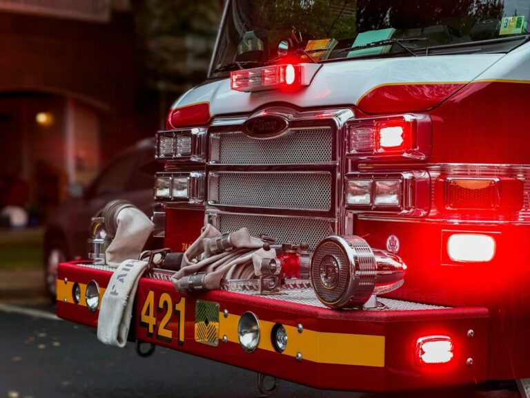 Incendio en Donna, Texas Despierta Investigación: Estructura en Llamas