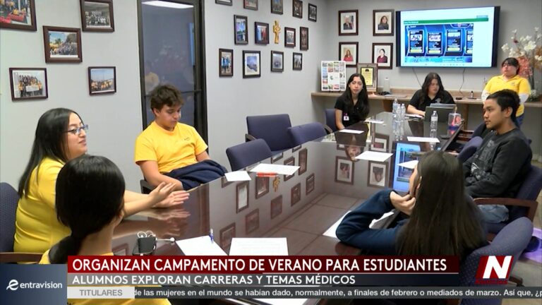 Campamento Salud Estudiantes: Campamento De Verano Ofrece Exploración De Carreras Médicas A Estudiantes De Primaria
